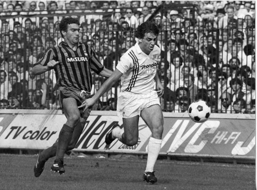 Un duello tra Bergomi e Roberto Mancini  in Inter-Sampdoria nel &#39;87